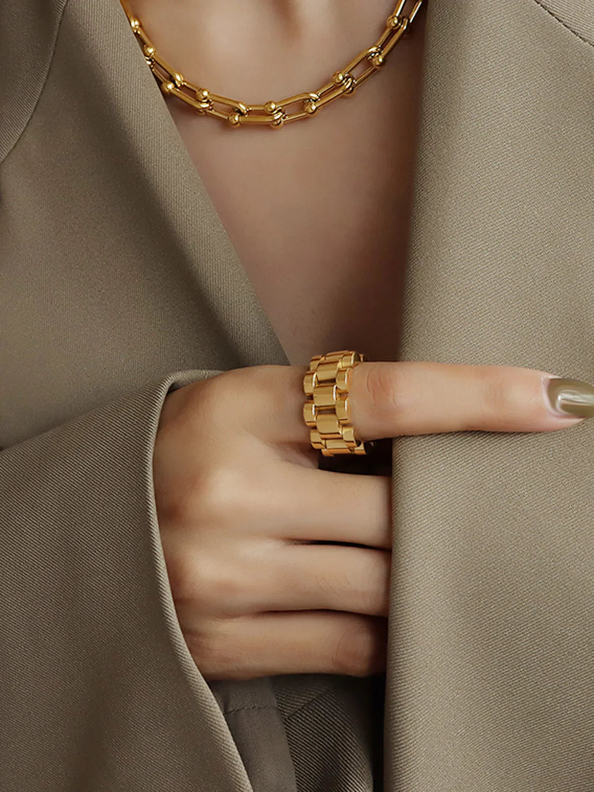 Lisha Secret Holds Ring